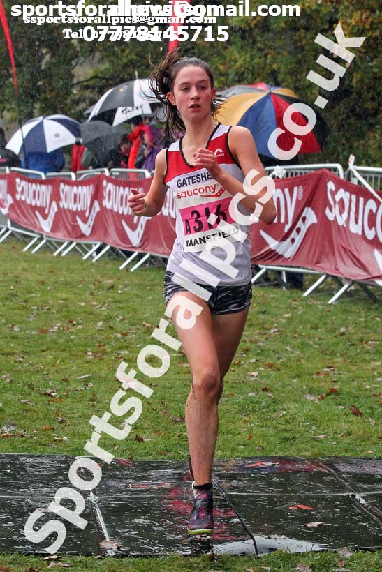 Womens under-17s, National Cross Country Relay Champs., Berry Hill Park, Mansfield.  Photo: David T. Hewitson/Sports for All Pics